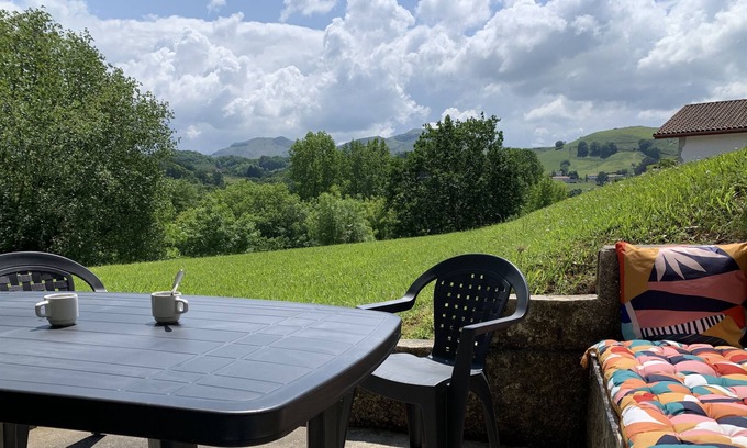 Souraide Apartamento | Vrbo Property