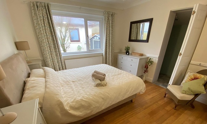 Haverfordwest Apartamento | Vrbo Property