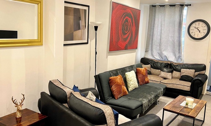 Wellingborough Casa | Vrbo Property