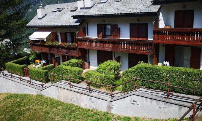 Caspoggio Apartamento | Vrbo Property