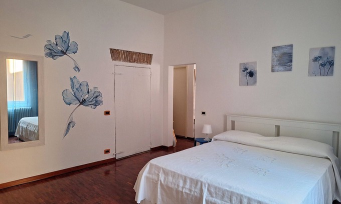 Imola Apartamento | Vrbo Property