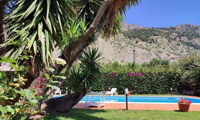 Quartiere XXIV Don Bosco Apartamento | Vrbo Property