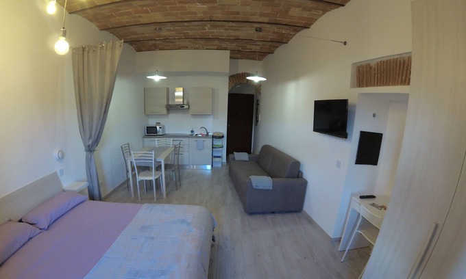 Vitorchiano Apartamento | Vrbo Property