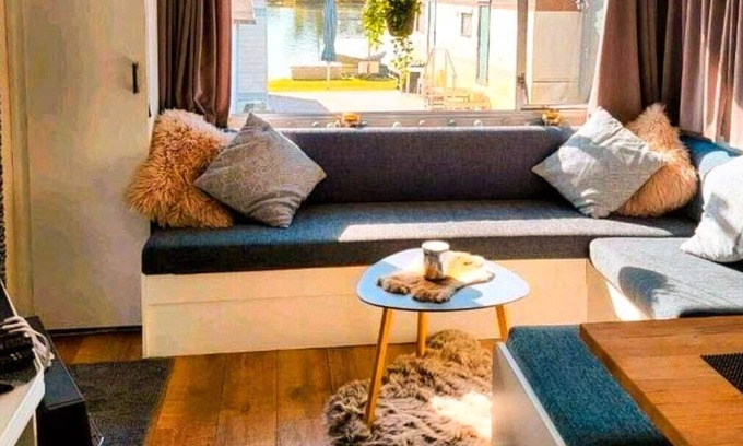 Kessel Casa | Vrbo Property