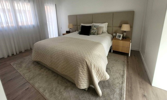 Guimaraes Chalet De Esquí | Vrbo Property