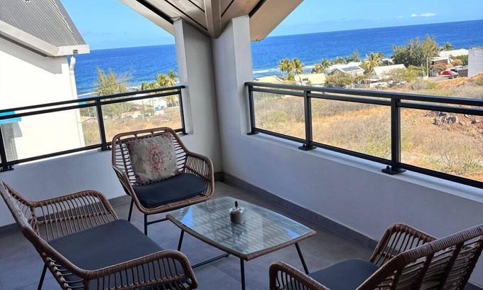 Trois-Bassins Casa | Vrbo Property