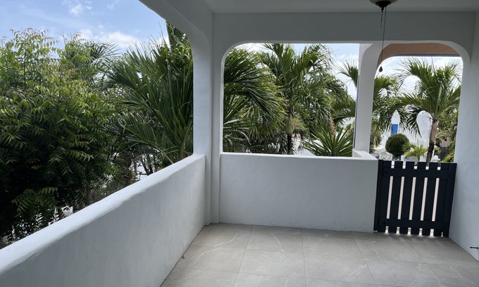 Pelican Key Apartamento | Vrbo Property