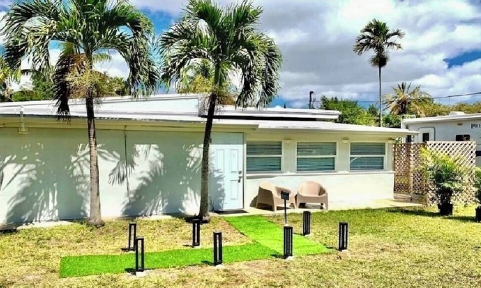 South Miami Casa | Vrbo Property