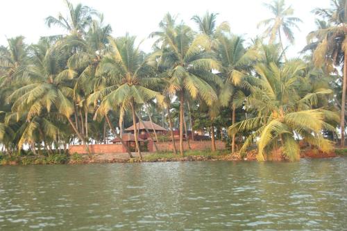 Kasaragod District Complejo | Vretreat