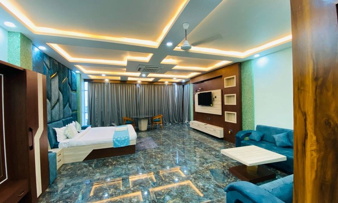 Siwan Hotel | VRINDA HERITAGE HOTEL & BANQUET HALL