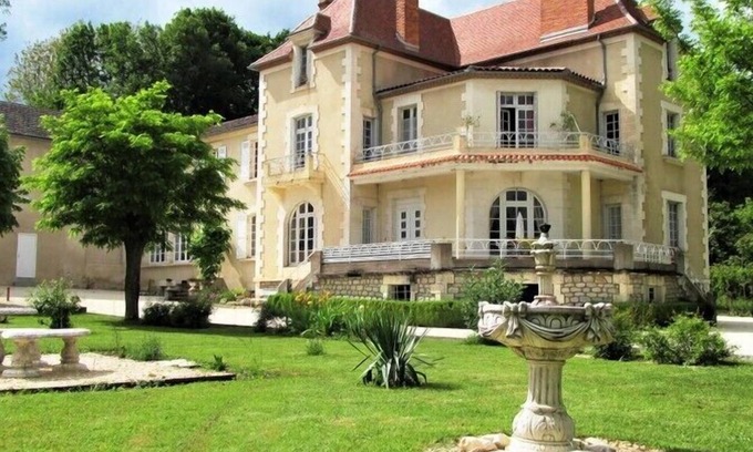 Excideuil Cama Y Desayuno | Vue du Château d'Excideuil