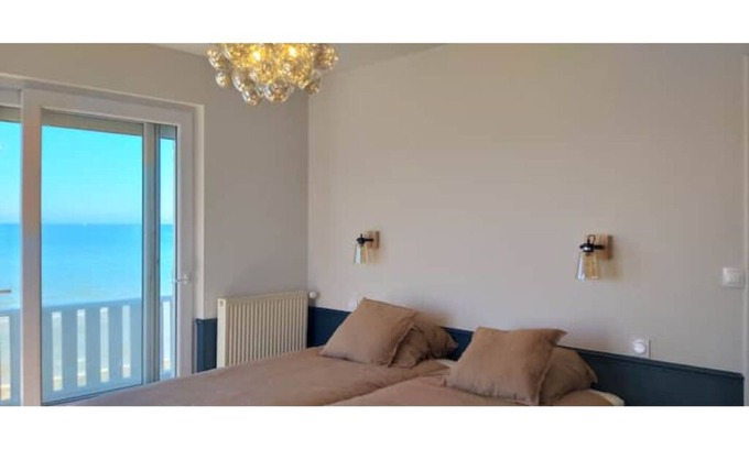 Ver-sur-Mer Casa | Vue Exceptionnelle en Front de Mer, 6 Personnes