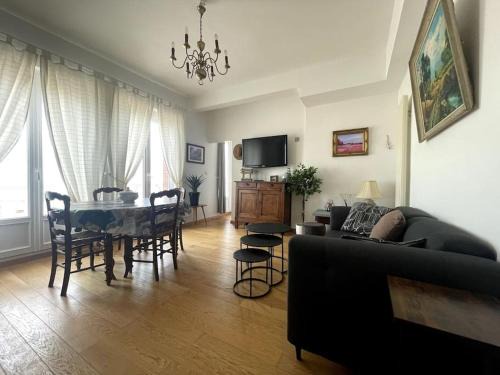Saint-Valery-en-Caux Apartamento | Vue mer, 2 chambres et 2 SDB.