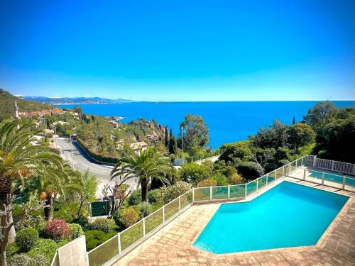 Theoule-Superieur Apartamento | Vue mer - Refait à neuf - Clim - Parking - 4 personnes