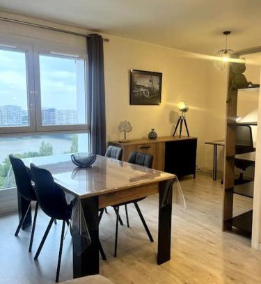 Ile Beaulieu Apartamento | VULCAIN 2, 11ème, Ile de Nantes, 4pers, parking inclus