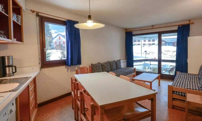 Lelex Apartamento | VVF Villages Las montañas del Jura - 3 habitaciones 8 personas