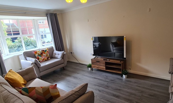 Newark upon Trent Casa | Vyna Place-Close to City Hospital