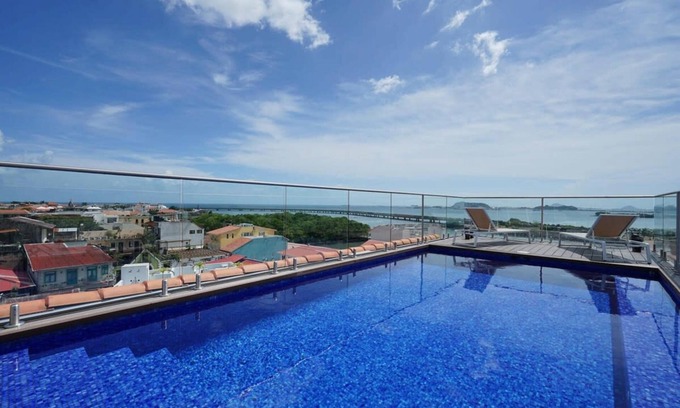 Panama City Apartamento | w Beautiful 2BR in Casco Viejo