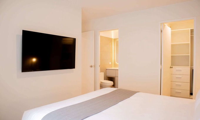 Leuro Apartamento | w Charming 2BR Stay in Miraflores