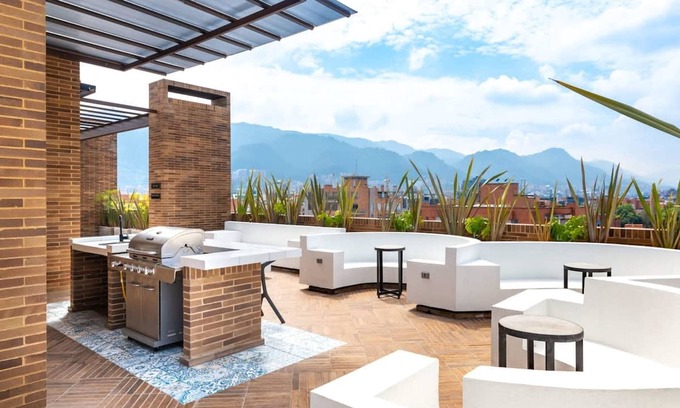 Chico Norte III Apartamento | w Luxury 1BR w Great Terrace in Chico
