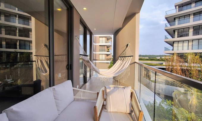 Zona Norte Apartamento | w Minimalist 1BR w Amazing View in Morros Eos