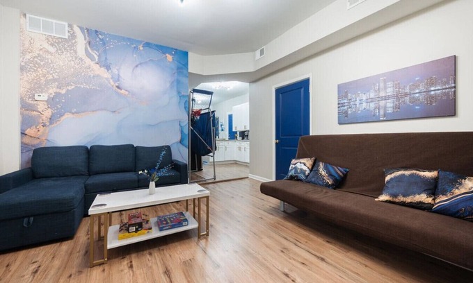 Brighton Park Apartamento | W Pershing · Large Chicago Apt 3 Bed | 12 Min Downtown | Arcade