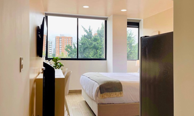 La America Apartamento | w Radiant 3BR w Fantastic Deco in Laureles