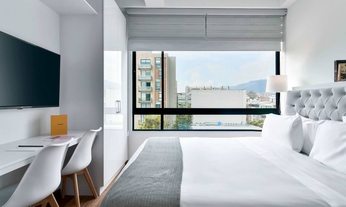 Chico Norte Apartamento | w Stylish Loft w Brilliant Deco in Chapinero