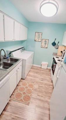 Demere Park Casa | W13 Spectacular 2 BR, 2 BA ground level with lake view in Ocean Walk