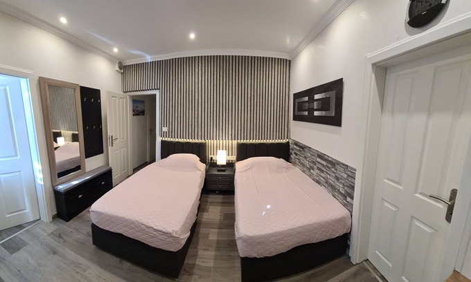 Hullhorst Apartamento | W3, Ferienwohnung mit Klimaanlage 42qm