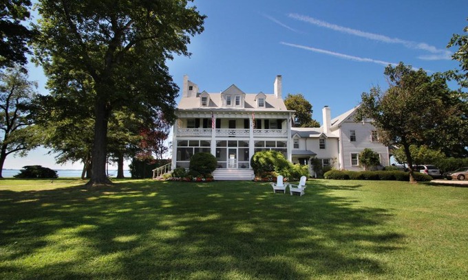 McDaniel Cama Y Desayuno | Wades Point Inn on the Bay