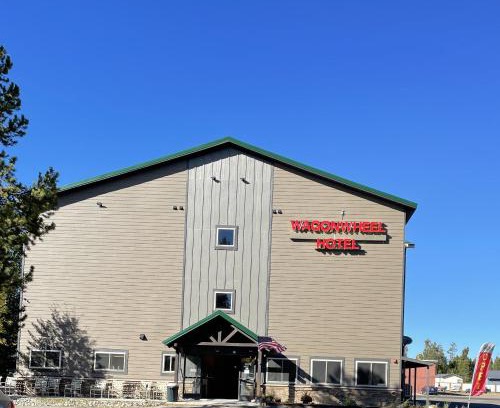 West Yellowstone Hotel | Wagon Wheel Hotel West Yellowstone