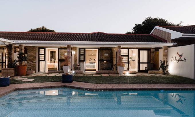 Summerstrand Casa | Wagtails Guest House