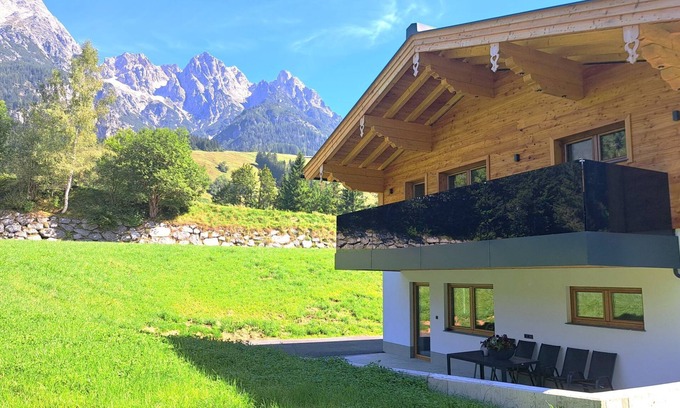 Leogang Apartamento | Waidmannsheil - 67qm by Interhome