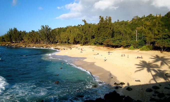 Pupukea Cabaña | Waimea Bay Cottage - Steps to beach, AC