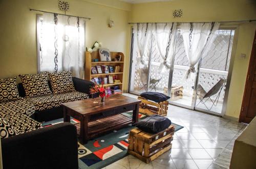 Arusha Hostal | Wakawaka Hostel