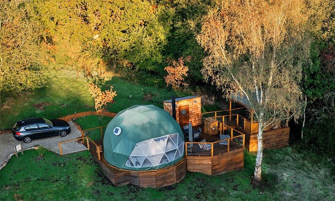 Chiddingstone Hoath Chalet De Esquí | Wakehurst Luxury Dome