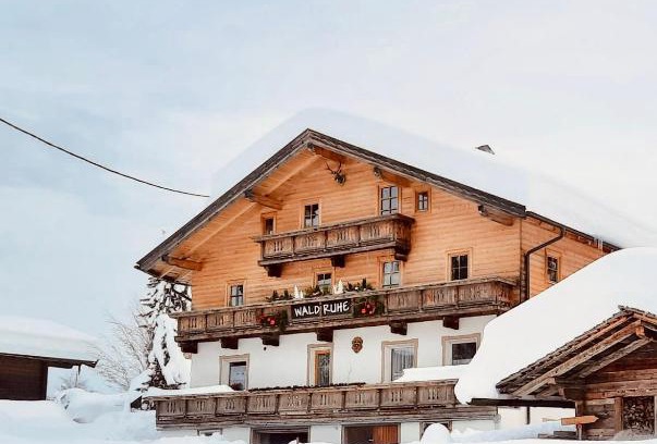 Sankt Jakob in Defereggen Apartamento | Waldruhe Appartements