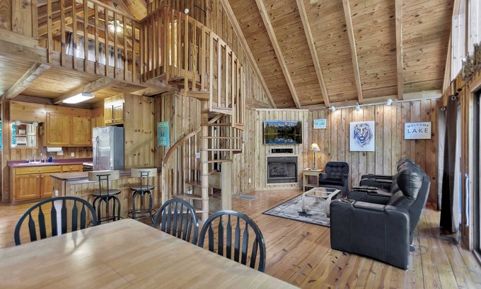 Six Mile Casa | Walhalla Hwy Chalet S
