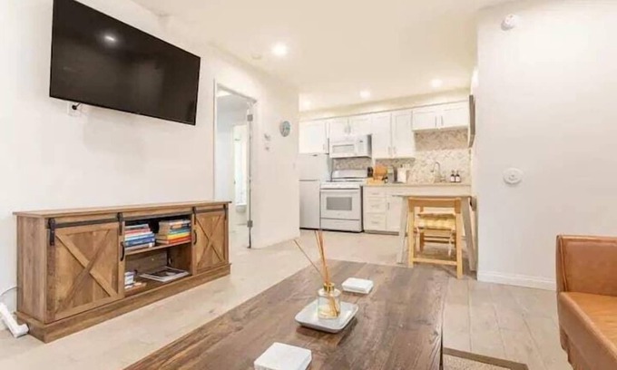 El Porto Casa | Walk 2 Beach, Parking, A/C, W/D,15min2LAX,Remodel