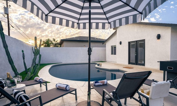 Southwest Village Casa | Walk 2 Old Town Scottsdale Heated Pool & Games