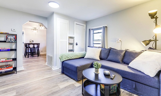 Northridge Casa | Walk & Bike Great Miami River Trail: Dayton Home