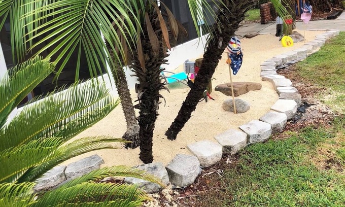 Crystal River Casa | Walk or Bike to EVERYTHING, All about comfort and location. Newly renovated 2025