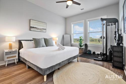 East MLK Apartamento | Walk to BBQ and Dog Park 2BR2BA Gym Workspace and WiFi by AustinVacay
