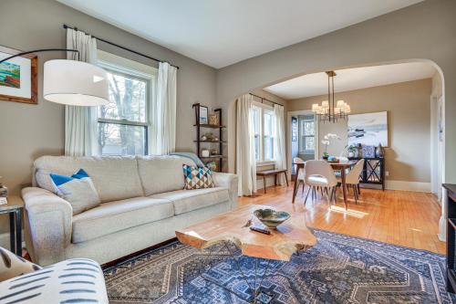 Keewaydin Casa | Walk to Beach and Lake Nokomis Minneapolis Home!