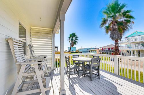 Surfside Beach Casa | Walk to Beach Modern Farmhouse in Surfside Beach!