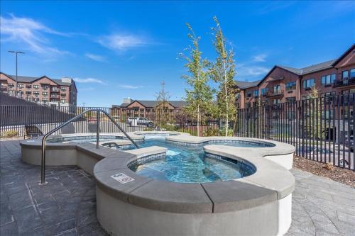 Park City Casa | Walk to Deer Valley Resort Adjoining Condo Rooms