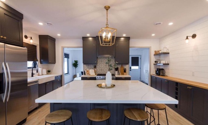 Prince Edward Casa | Walk to Downtown Picton, 4-bedroom