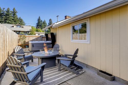 Camas Casa | Walk to Dtwn Camas! Updated Home with Game Room