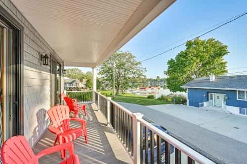 Syracuse Casa | Walk to Dtwn Syracuse Private Lake-View Home